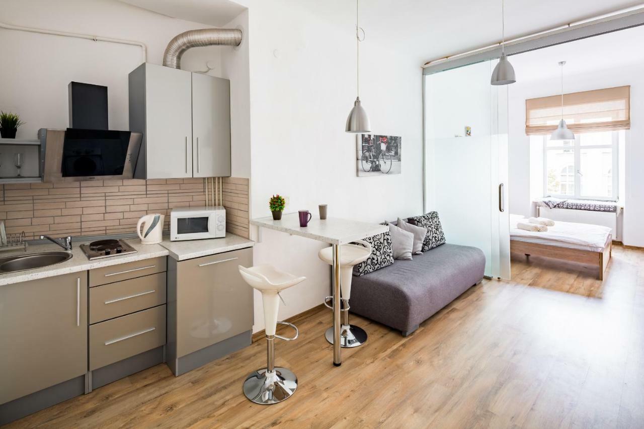 Apartamento Romari Площа Ринок 29 Leópolis Exterior foto